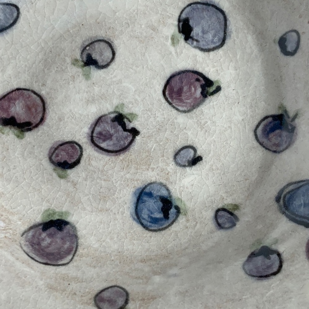 Blueberry Dish Hand Crafted - Picture 7 of 7